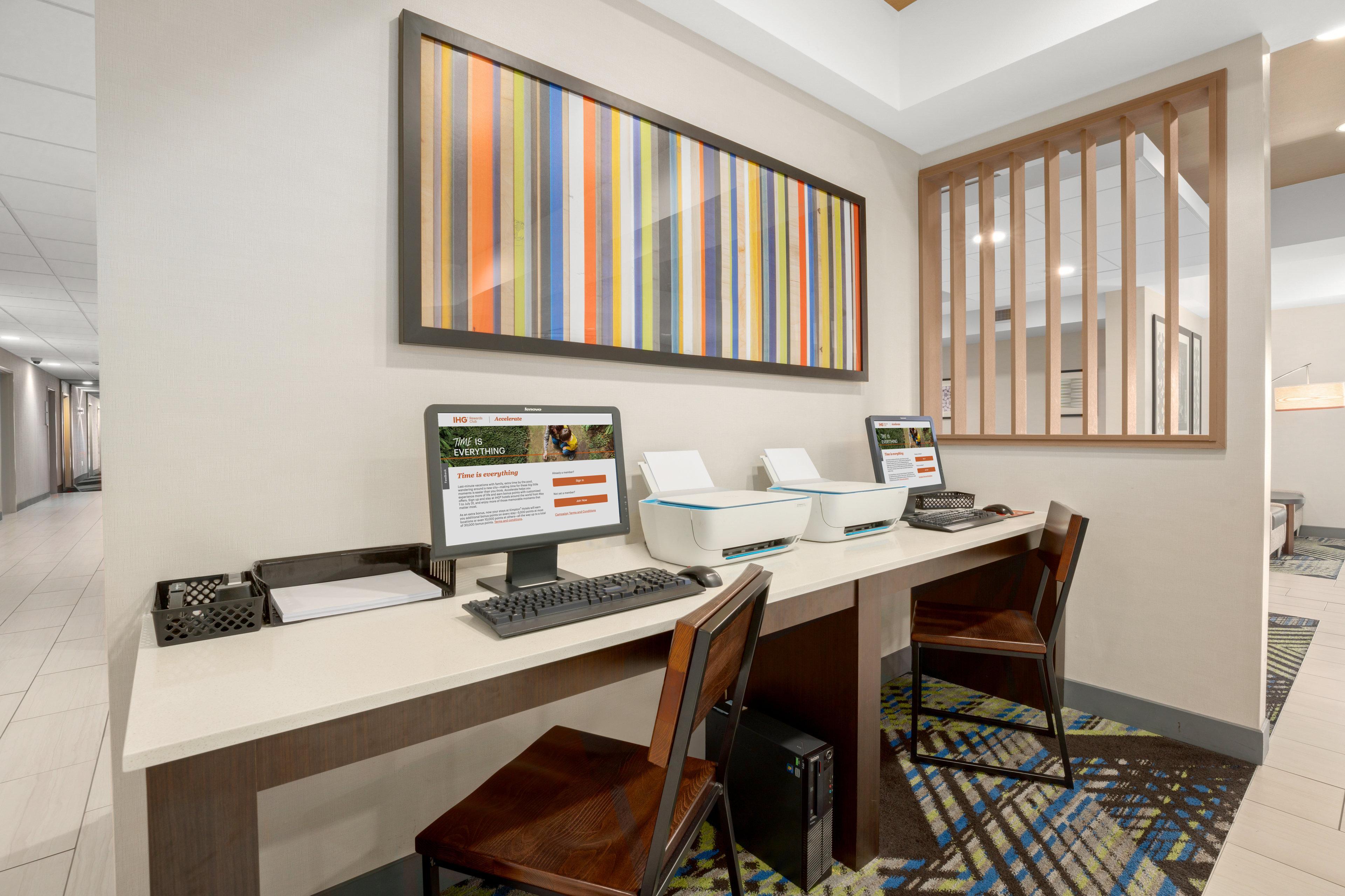 Holiday Inn Express Hotel & Suites Marysville By Ihg Exterior photo